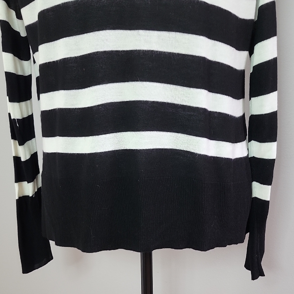 ZARA Stripes black and white turtle neck light knit sweater - Picture 4 of 13